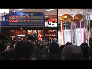 【車内放送】九州新幹線開業初列車「つばめ30号」（800系 女性客室乗務員.車掌肉声＋4か国語自動放送 旧九州幹チャイム長･短 鹿児島中央駅早朝の様子～川内駅出発式など）