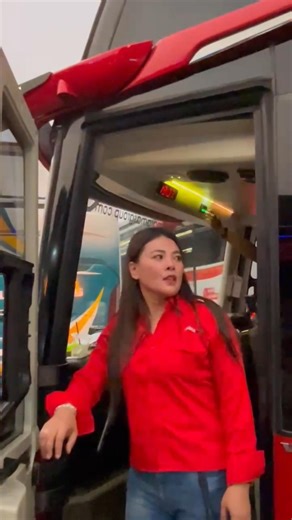 Beautiful bus driver Lina Ozora 🥰 #agramas #shotsviral