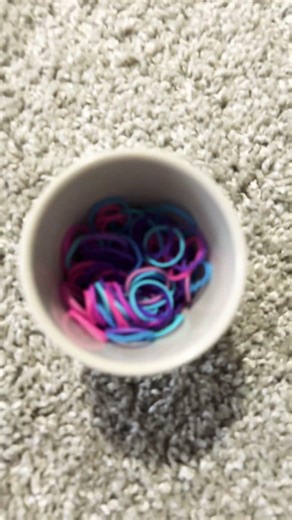 Making a bracelet out of rubber bands comment what color I should do next!