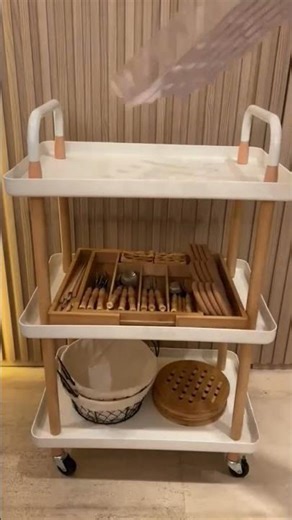 Retro Decor Style Ideas 2025 | Vintage Home Makeover & Classic Interior Design Inspiration