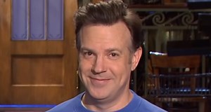 Jason Sudeikis Channels Ted Lasso in Promo for ‘Saturday Night Live’ Hosting Debut – Watch Now!