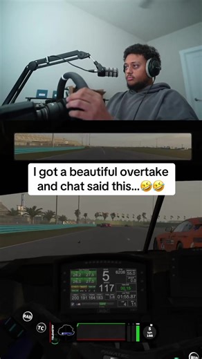 Epic Overtake in GT4 Racing at Daytona