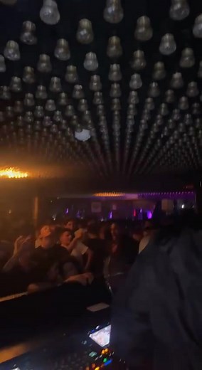 Mon cheri vibes with @LA JUNE ⚡️ begind the decks 🌹✨ See you at our next edtion