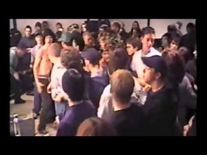 Live: Alexisonfire "Little Girls Pointing and Laughing", Dec. 14 2002, Masonic Lodge, Mississauga ON