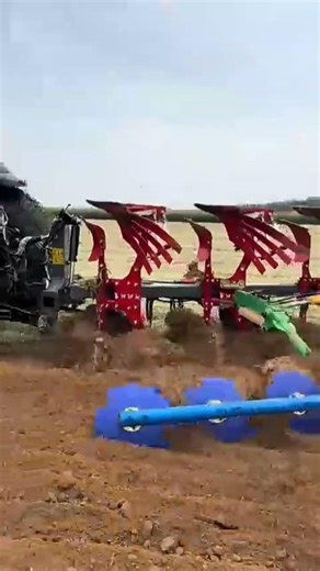#Tractor-mounted header forage harvester...