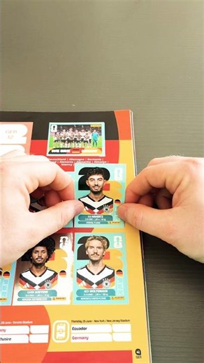 How to perfectly stick Panini 2026 World Cup stickers into the album World Cup 2026 Mundial