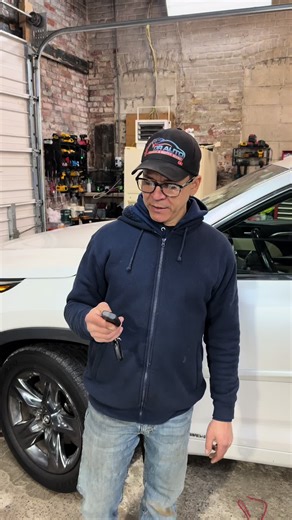 Instalación de Alarma y Remote Starter Compustar Toyota