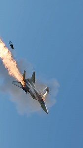 Incredible Fighter Jet Ejection at High Speed! Watch the Daring Escape! | Duzyatan 2.0