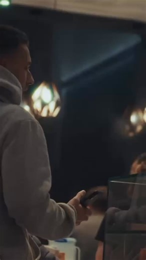 Snow’s falling, coffee’s calling ❄️ Christmas at Novar - Come and get cozy with us 👋 | Novar Drive