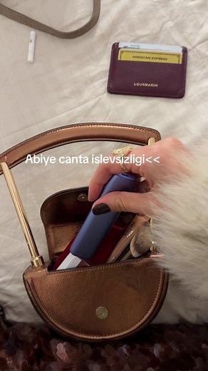 Abiye Çanta Özellikleri ve Tasarımı