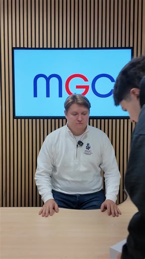 What a submission sent in for grading by Roger’s All heading to Stanley Gibbons Auction #mgc #majestygrading #topps #sportscards | Majesty Grading Company