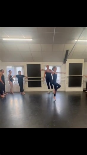 Modern Dance Class ✨ #moderndance #moderndanceclass #childrensdanceclassesliverpool #danceschoolliverpool #danceclasses