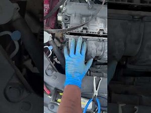 2018 Nissan 1.8 L front upper intake manifold removal