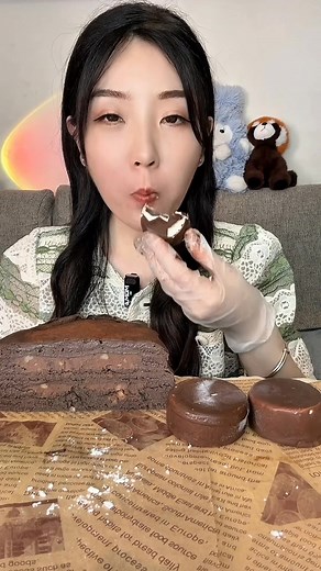 Satisfying Eating Chocolate Cake Dessert ASMR | Xiaoyii Asmr @highlight | Xiaoyii Asmr