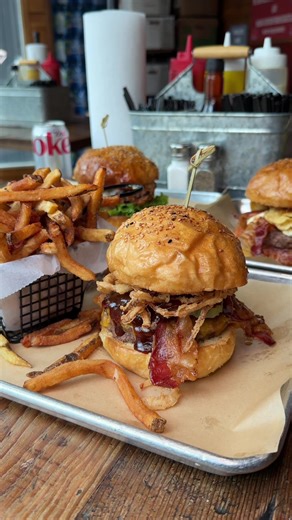 Discover Windy City Burgers in Greenville, SC