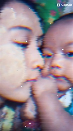 တွေချင်လိုက် မေမေခလေးလေရေ😔😔