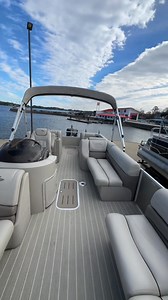 🚤🌟 Check out this gorgeous 2017 Bennington J2275! 🌊✨ Ready for fun days on the water with family and friends — smooth ride, spacious layout, and classic Bennington quality you’ll fall in love with! ❤️👌 Don's Marine 📍 Swing by Gregg Orr Marine – Hot Springs 📞 Call/Text: (501) 525‑1818 Come see it in person and make your boating dreams a reality! 🎣☀️ #BoatLife #BenningtonBoats #GreggOrrMarine #PontoonVibes #HotSpringsAR | Gregg Orr Marine Hot Springs