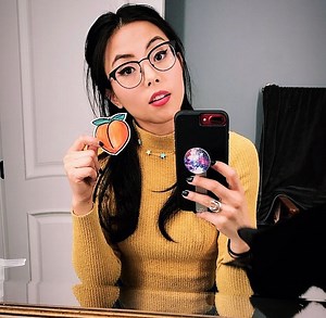 YouTuber 女優 日本人？ アンナ・アカナ のプロフィールとインスタグラム - Wedspink