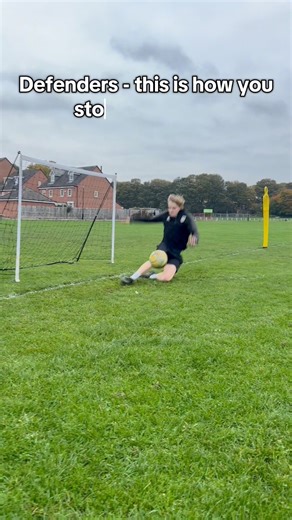 1.3K views | The art of defending 隣 This is what defending really looks like ⚽️ Timing. Speed. Determination to stop the goal. We worked on blocking and reading danger - defending with intent  #football #1to1coaching #fyp #leeds #footballtraining | Football.gamechangers | Facebook