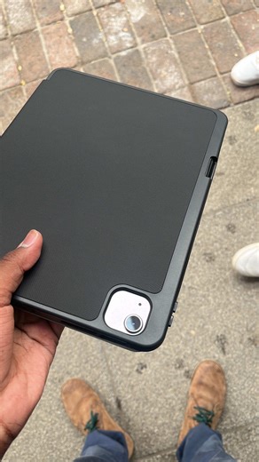 So I decided to spoil myself to a brand new new,state of the art iPad AirM3,Space Gray with over 64GB of storage.Perfect for editing,note taking all powered by the M3 chip,this is one hell of a game changer,challenging every other model!#fyp #VIRAL #apple #viraltok