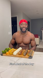 303K views · 20K reactions | To build muscle, 90% of your meals should be: chicken, turkey, steak, beef, fish, shrimp, Greek yogurt, eggs, fruit, rice, veggies & potatoes. KEEP IT SIMPLE  Using @fithub_track to track my calories  DM me “COACH” for 1:1 training Like | Share | Follow ✅ #healthyeating #mealprep #cleaneating #healthyeating #bodybuilding #explorerpage #viralreels | Tabe Etta | Facebook