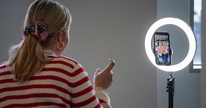 It's possible to boost your body image with social media, according to research. Here's how