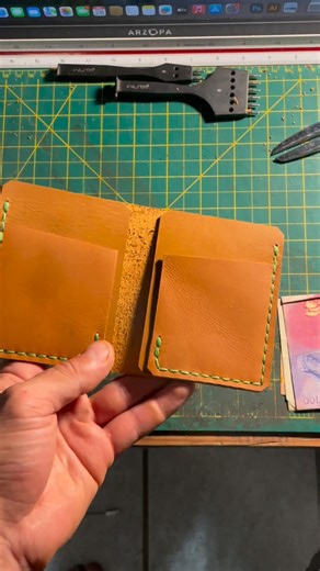 Así se vería con tus tarjetas y efectivo este tarjetero ✨ | Espina Design | Facebook