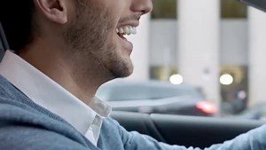 Estar conectado mientras vas en tu #AllNewChevroletTracker ahora es más fácil que nunca, con la nueva generación de Chevrolet MyLink Smartphone Integration compatible con Apple CarPlay™. http://bit.ly/2lURWTA | Chevrolet