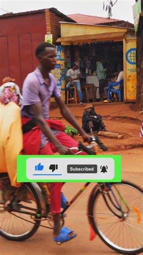 A Day in a Small African Village Farm 🌿🐄