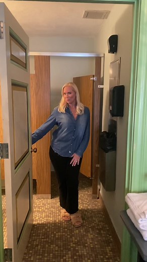 Leanne Morgan Stand-Up Comedy Highlights