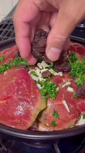 モロッコのタジンレシピ：スパイス豊かな料理