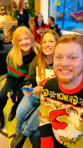 Detroit’s Christmas season has officially begun! 🎅🎶 100.3 WNIC flipped the switch to all Christmas music this morning at GW Home on Woodward in downtown Detroit! 🎁❤️🎄 Detroit’s Christmas season has officially begun! 🎅🎶 #WNIC #Detroit #ChristmasInDetroit #HolidayVibes #ChristmasMusic #GardnerWhite #DowntownDetroit #TysTakeToday | Ty's Take Today