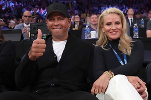 Alex Rodriguez's girlfriend Jaclyn Cordeiro sets adventurous vacation goals with daughters in idyllic Greece getaway