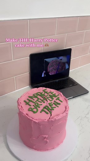 Making a Magical Hagrid Cake from Harry Potter