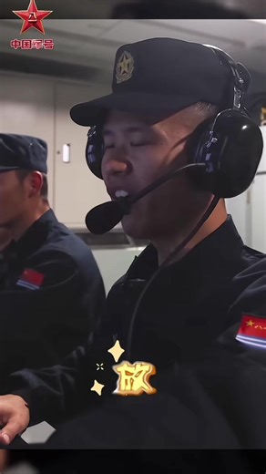 中国军号祝全球华人华侨新春快乐