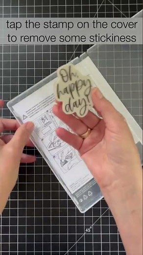 How I Mount and Store Cling Stamps - A Stampin' Pretty 1 Minute to WOW Video Tutorial #craftstorage