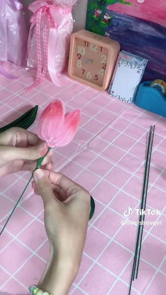 Tutorial Bunga Tulip yang Cantik dan Aesthetic