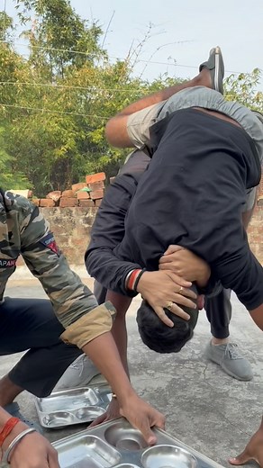 Ashish Ranjan | Mera Plate Sbse Age Rhega Thik h 🙄🙄 . . . . . . . #rockysharma #funny #comedy #funnymemes #trending #explore | Instagram