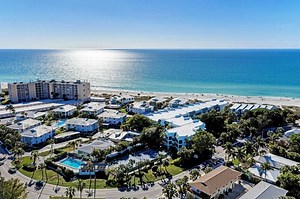 Sun Plaza West 209 - Liddie's Place | 2 Bedroom Condo Anna Maria Island
