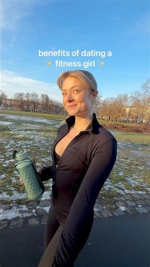 the FITNESS GIRL green flags ❤️ (code for PROZIS is ANNA - ad)