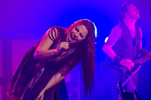 Amy Lee Shares Acoustic Cover of Tenacious D's "Kyle Quit The Band" -