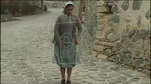 ΚΥΠΡΙΩΤΙΚΑ ΣΚΕΤΣ - 105 - ΠΡΩΤΑ Η ΜΙΑΛΗ