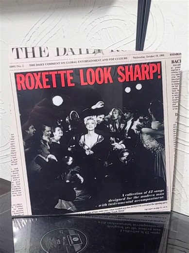 Roxette 🇸🇪 Look Sharp! (1988) Now playing: Dangerous #vinylrecords #roxette #80smusic #dangerous #vinylcollection