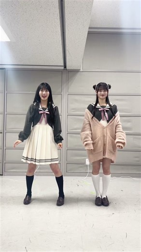 おでこぱしー👼🏻🍑🤍 ドラマ #星屑テレパス 今夜第8話放送🪐✩⡱ #佐藤綺星 (小ノ星海果 役) #伊藤百花 (明内ユウ 役)で 主題歌『#ピンと来た』を踊りました👽💡 #AKB48 @佐藤 綺星(あいちゃん)