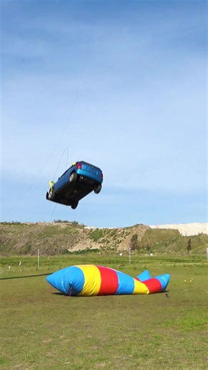 Crash test dummy loses eye 😉 | Crash Test Dummies