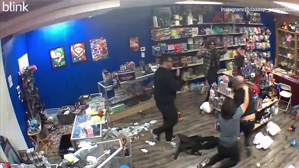 California games store robbed at gunpoint