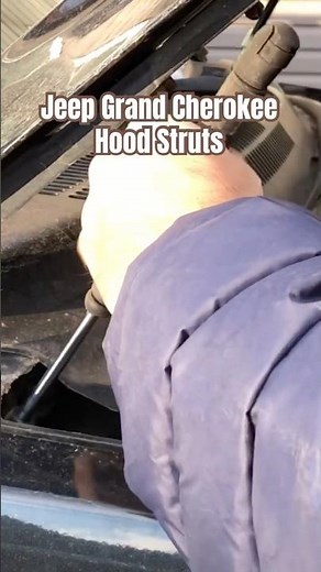 Jeep Grand Cherokee Hood Struts