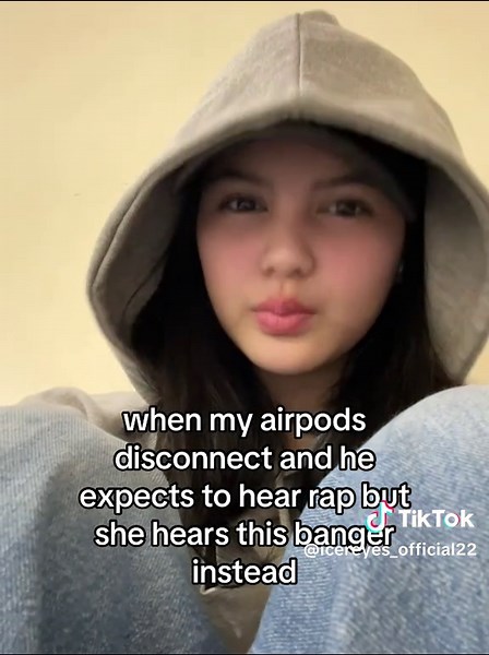 AirPods Disconnect Prank: Unexpected Music Surprise