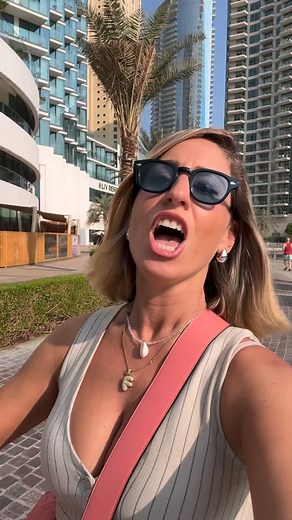 SE PRENOTI CON ME LE TUE ESCURSIONI A DUBAI… Avrai: ✅ Uno sconto del 10% su tutte le escursioni ✅ Una guida esclusiva sui miglior ristoranti di Dubai, in base al prezzo, alla vista, alle occasioni d’uso e molto altro. Se hai già prenotato con il mio codice, scrivimi e mandami la prenotazione. Ti invierò immediatamente la guida PDF. Ti aspetto a Dubai 🫶 #dubaï #dubailife🇦🇪 #dubailifestyleblogger #mydubailife #mydubai🇦🇪 #dubaibloggers #federicasilenzi | La Federica