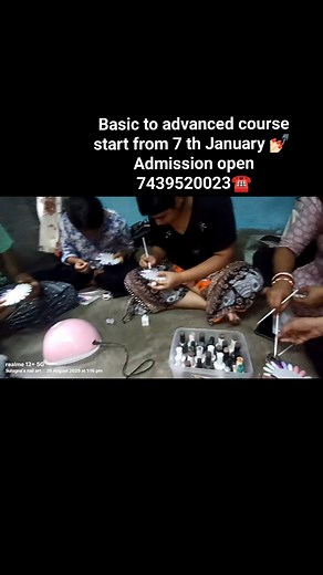 Our next Basic to advanced nail extensions course starts from 7 th January 2025 (Wednesday)✨ 🔸Fees:- 2500 ( Practice products will be provided from us ) ✴️ CERTIFICATE WILL BE PROVIDED✴️ 🔹Duration: 10 days( 1 days in a week) Time - 12pm - 3 pm✅ 📍 𝐿𝑜𝑐𝑎𝑡𝑖𝑜𝑛 - Howrah Dasnagar 📞 𝐶𝑜𝑛𝑡𝑎𝑐𝑡 - 7439520023 (𝗪𝗣 /𝐂𝐚𝐥𝐥) 🟢 BASIC COURSE : ➡Product Knowledge ➡Nail Preparation ➡Nail Shapes ➡Buffing & Finishing ➡Billder Gel Appliction ➡ Gel Color Application ➡Refilling & Removing 🔵BASIC 